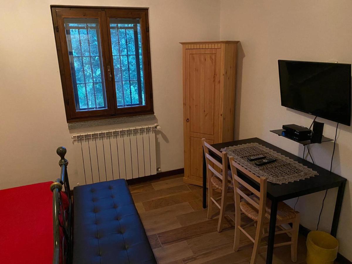 B&B Monteguzzo Cigognola Bagian luar foto