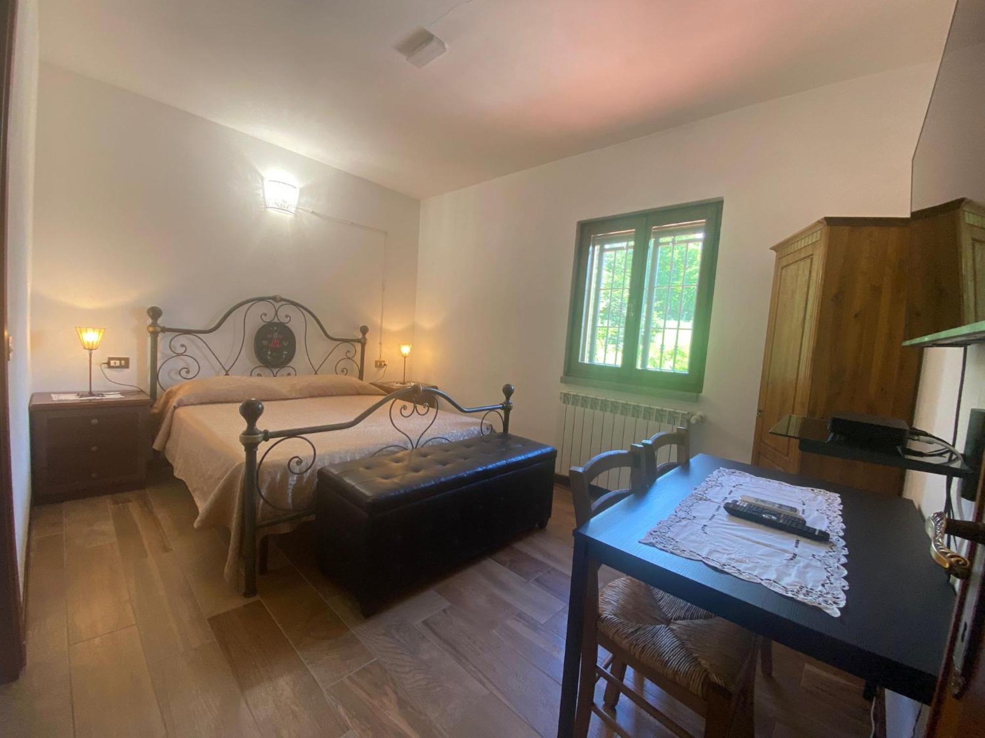 B&B Monteguzzo Cigognola Bagian luar foto